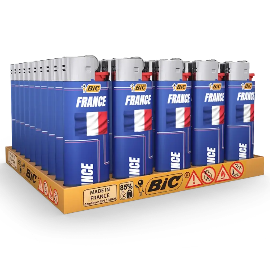 Un pack de briquets Bic aux couleurs de la France